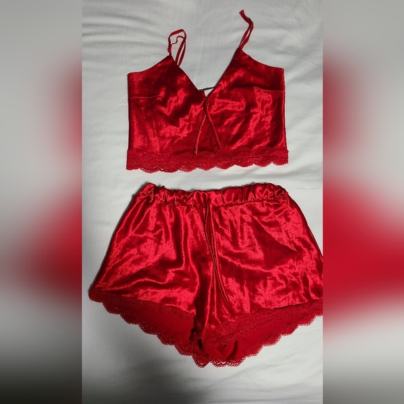 Pajama Set - Picture 3 of 11